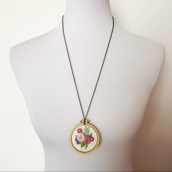 Handmade // Embroidered Flower Pendant Necklace - Picture 6 of 8